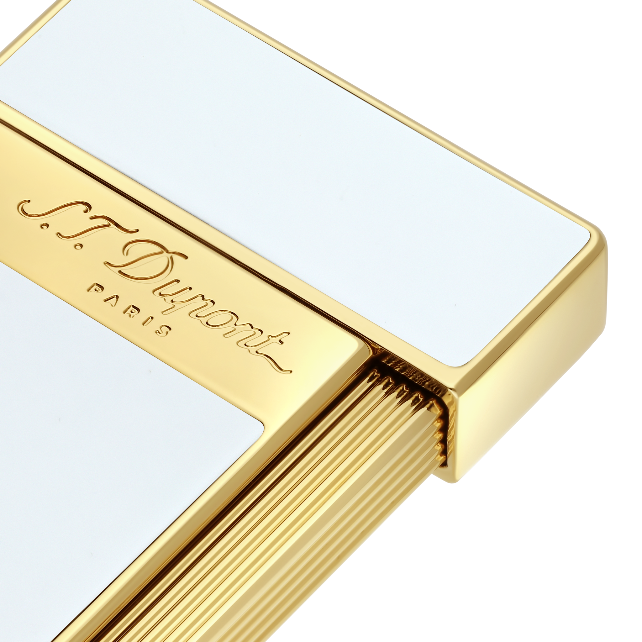 Lacquered lighter