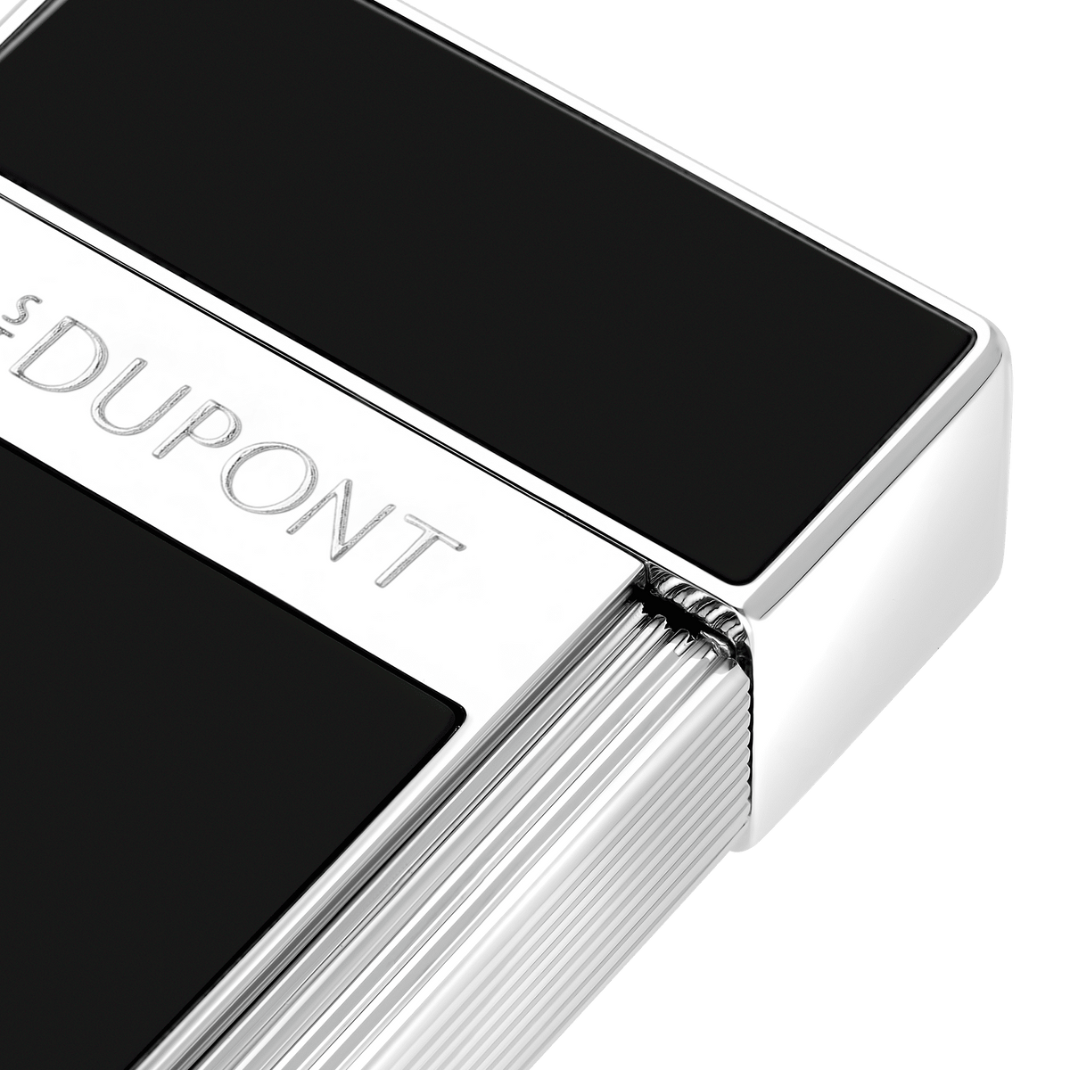 Lacquered lighter