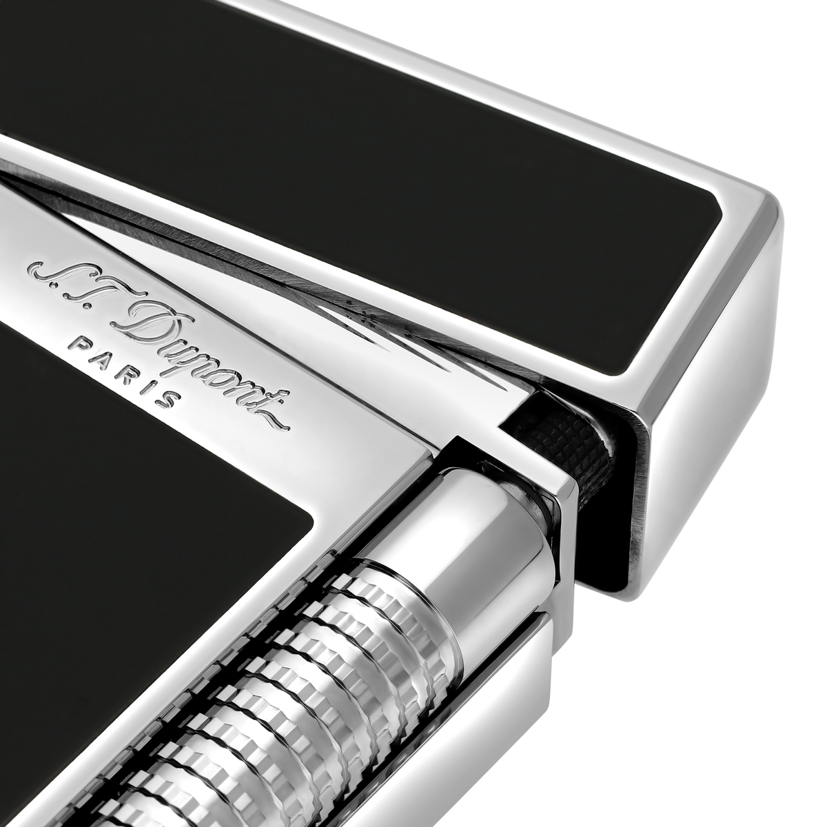 Lacquered lighter