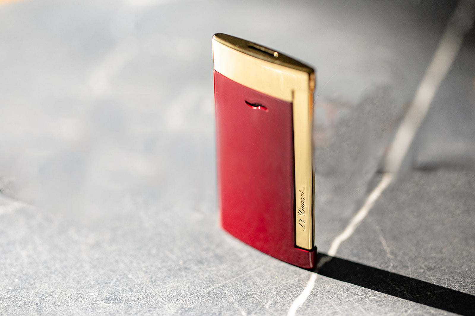 Lacquered lighter