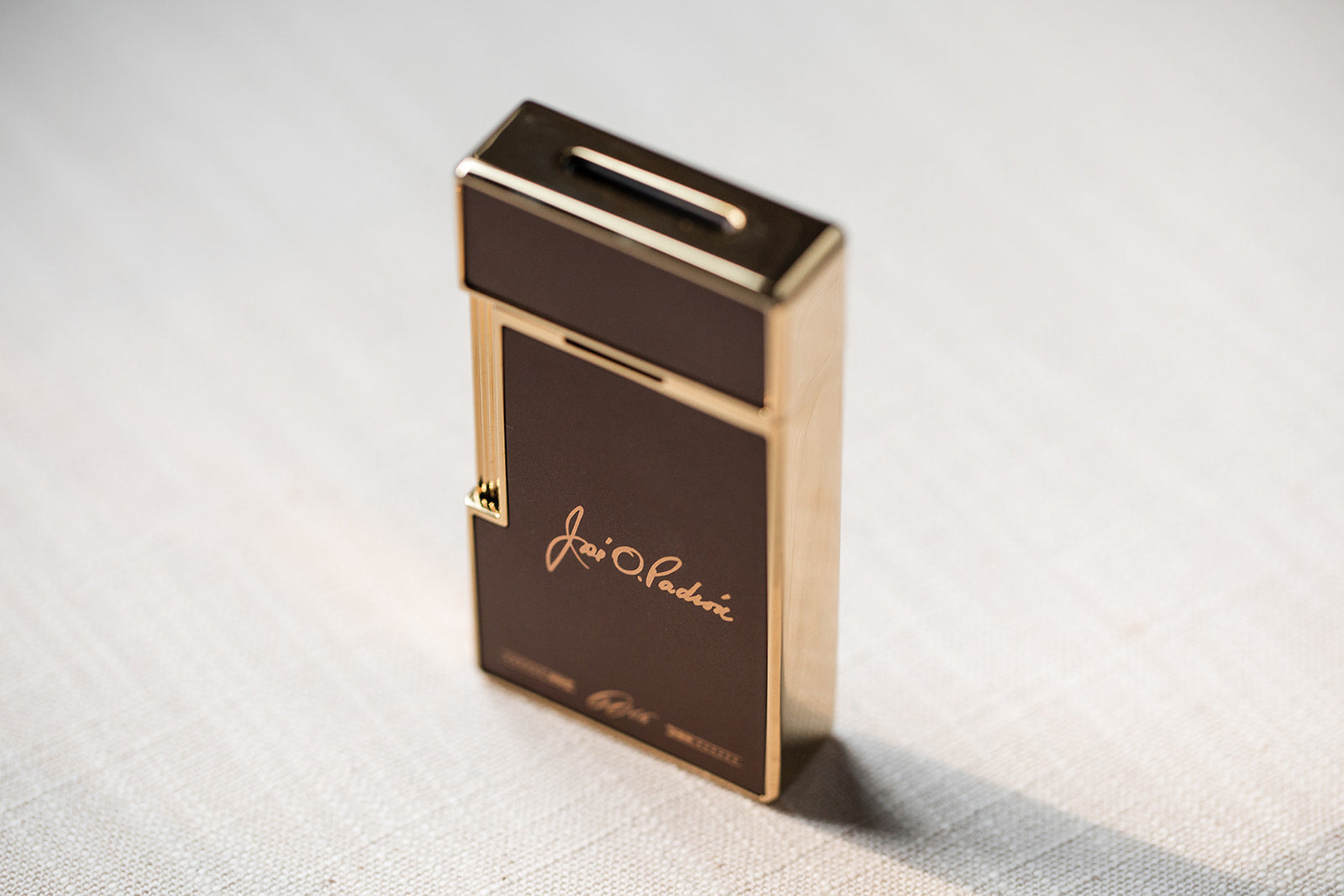 Lacquered lighter