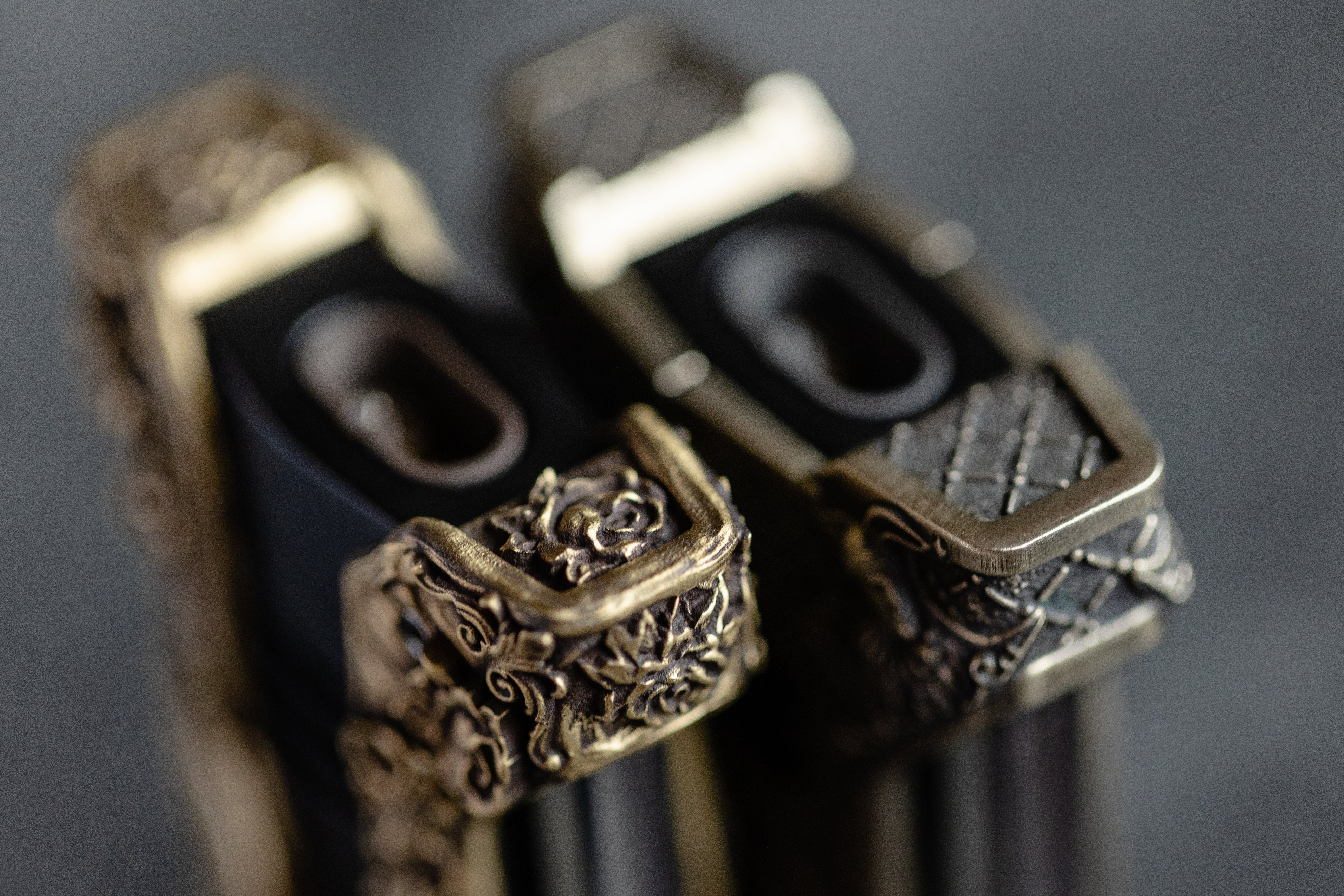 Defi XXtreme Haute Creation Skull & Roses - Yellow Brass