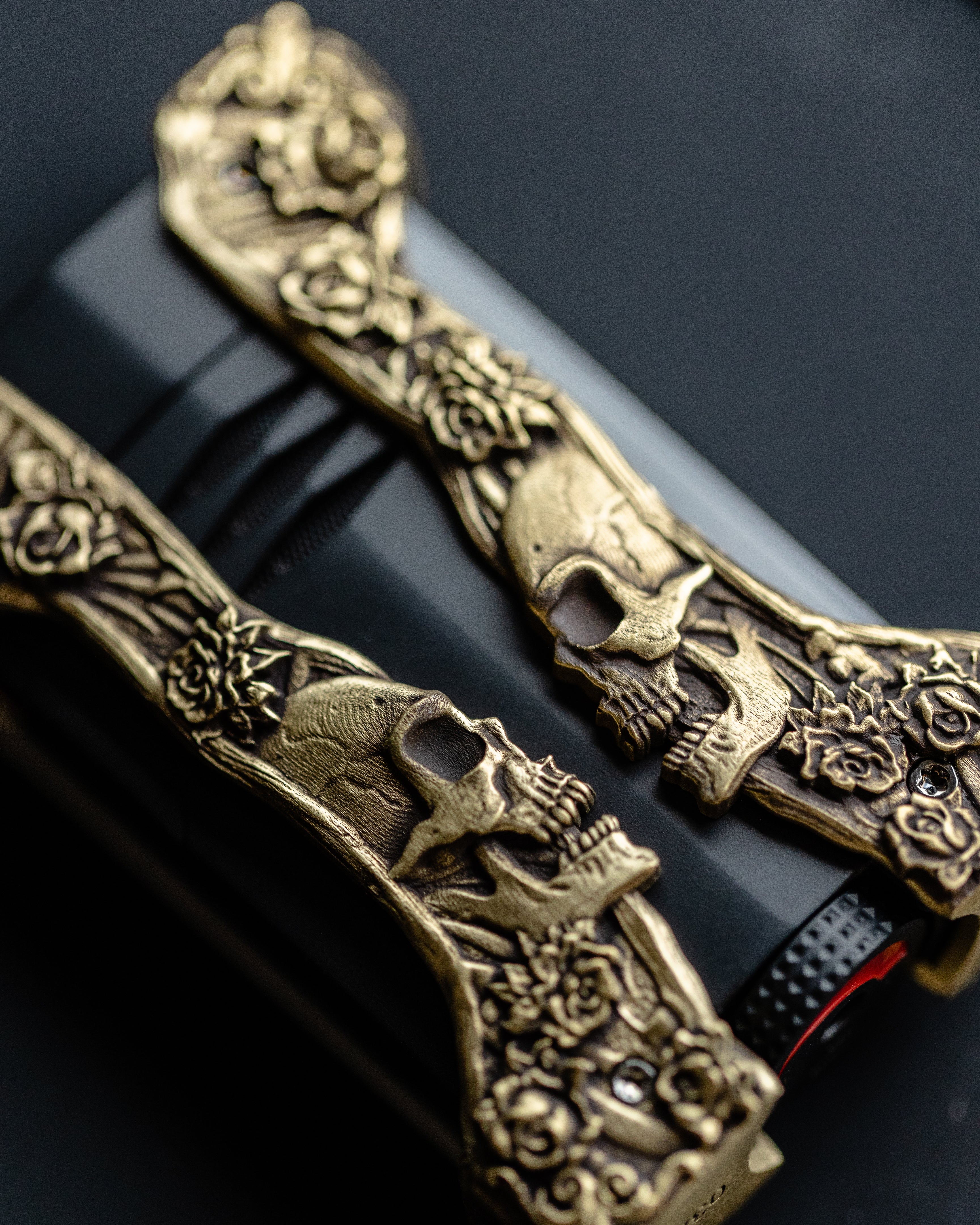 Defi XXtreme Haute Creation Skull & Roses - Yellow Brass